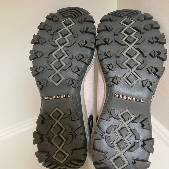 Merrell Pink Suede Size 8 - Picture 3 of 6